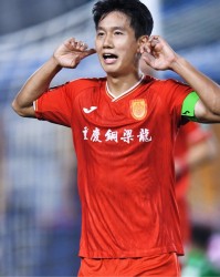 华体会官网-火力全开！向余望近2场比赛打进5球，此前连续5场联赛不进球